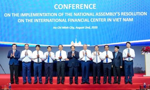 Thủ tướng Phạm Minh Chính chủ trì công bố nghị quyết Quốc hội về trung tâm tài chính tại TP.HCM - Ảnh 1. trung tâm tài chính - Ảnh 1.