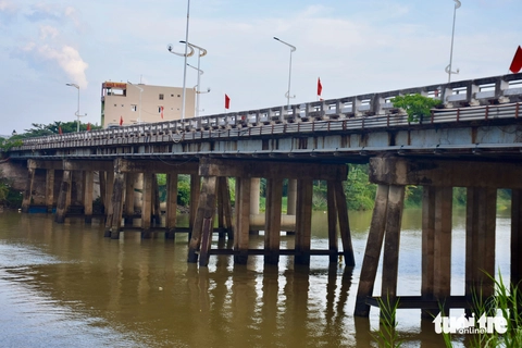Phường Tuy Hòa điều tiết giao thông tạm thời qua cầu Sông Chùa cũ- Ảnh 4. Tuy Hòa - Ảnh 4.