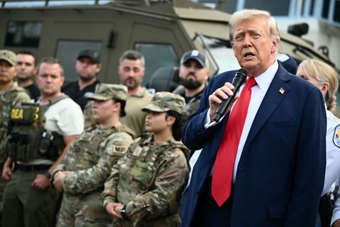 Tin tức thế giới 22-8: Ông Trump hứa tuần tra Washington cùng Vệ binh quốc  gia; Mỹ - Canada điện đàm - Tuổi Trẻ Online