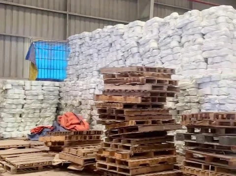 Sợi Polyester nhập lậu từ Trung Quốc vào Việt Nam tiêu thụ thế nào? - Ảnh 2. sợi polyester - Ảnh 2.