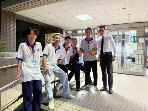 sinh viên - Ảnh 1.