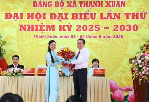 Chủ tịch Quốc hội: ‘Chính quyền phải đi đến dân, không đợi dân phải đi đến chính quyền’ - Ảnh 1.