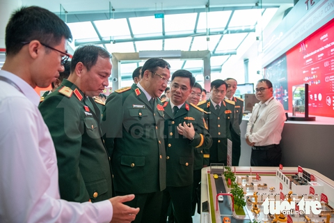 Thượng tướng Phạm Hoài Nam: Phát triển công nghiệp quốc phòng, hướng tới xuất khẩu công nghệ cao - Ảnh 3.