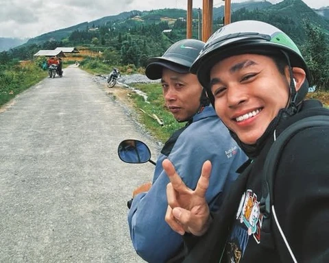 Anh cả Gia đình Haha Jun Phạm trở lại Bản Liền, chị Thông đón như người nhà đi xa trở về - Ảnh 1. Jun Phạm - Ảnh 1.