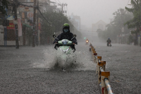 Dự Báo Thời Tiết Nghệ An Ngày 16/11: Nhiều Mây và Mưa Nhỏ