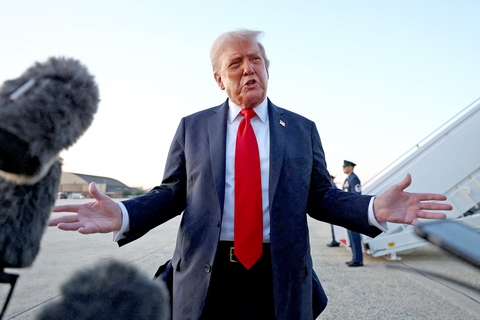 Ông Trump ra 'tối hậu thư' sau vụ bắt 475 công nhân nhà máy Hyundai tại Mỹ  - Tuổi Trẻ Online