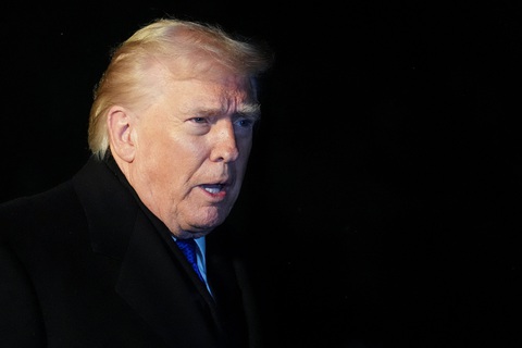 Ông Trump áp thuế 25% với các nước giao thương với Iran - Tuổi Trẻ Online