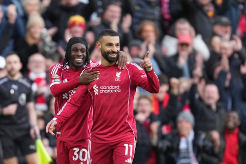 Liverpool củng cố suất dự Champions League - Tuổi Trẻ Online