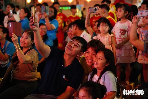 phố đêm - Ảnh 5.