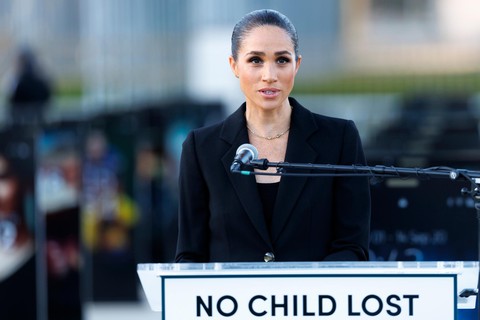 Meghan Markle kêu gọi bảo vệ trẻ em trước hiểm họa mạng xã ...