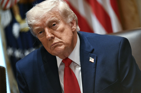 Truyền thông Mỹ: Ông Trump muốn thay đổi điều khoản thỏa thuận với Iran - Tuổi Trẻ Online