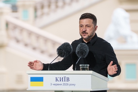 Chiến sự Ukraine: Ông Zelensky nói chuyện với các đặc phái viên Mỹ; Nga tấn  công Kharkov - Tuổi Trẻ Online