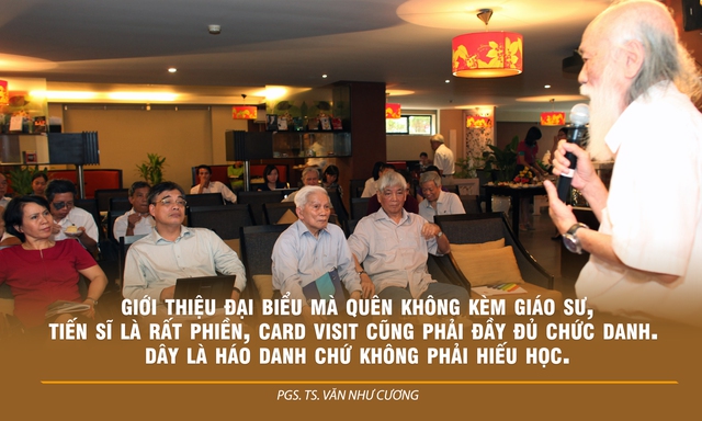 Ít em mong vào sư phạm, ai sẽ thay thầy lúc mấy mươi? - Ảnh 6. Ít em mong vào sư phạm, ai sẽ thay thầy lúc mấy mươi? - Ảnh 6.