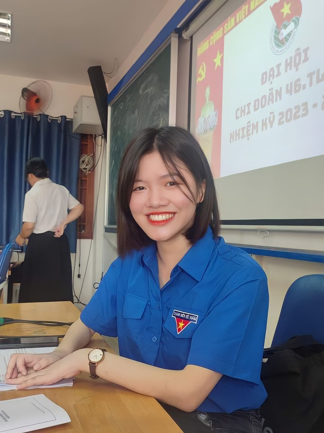 Gen Z khuyết tật vượt khó “rinh” hàng loạt giải thưởng và học bổng- Ảnh 1.