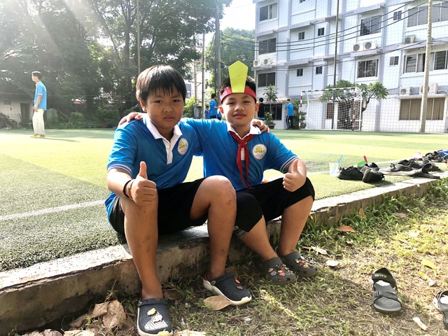 Bạn nhỏ hào hứng tranh tài tại giải bóng đá ở Trại hè Thanh Đa - Ảnh 9.