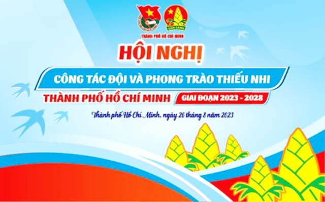 Khăn quàng đỏ thắm trên vai - Ảnh 1.