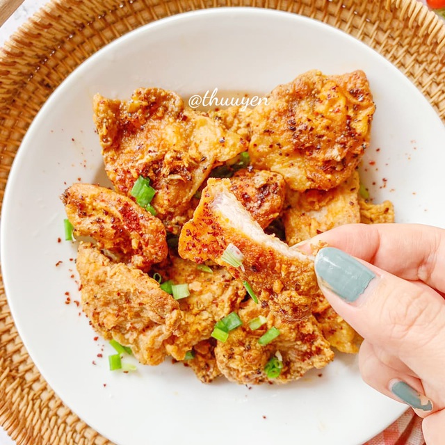 Món thịt chiên muối ớt ngon khó cưỡng - Ảnh: THU UYÊN
