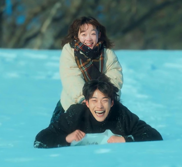 'Con gái Netflix' Lee Yoo Mi tái xuất với Mr Plankton, ghi điểm bởi nội dung lạ- Ảnh 1.