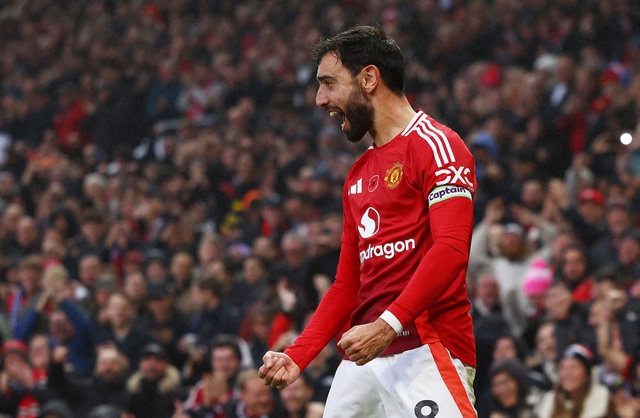 Kết quả Giải ngoại hạng Anh: Man United bất bại 4 trận liên tiếp, Arsenal hòa Chelsea- Ảnh 1.