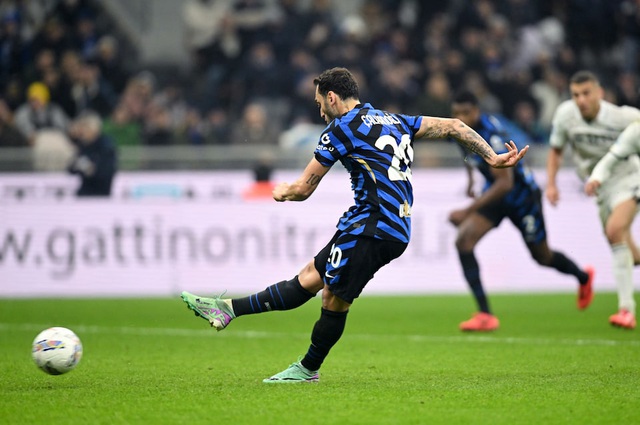 Tin thể thao sáng 11-11: Barcelona thua Real Sociedad, Inter chia điểm với Napoli - Ảnh 4.