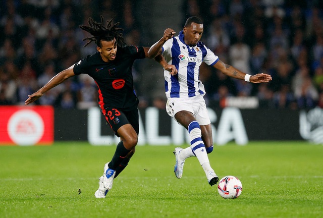 Tin thể thao sáng 11-11: Barcelona thua Real Sociedad, Inter chia điểm với Napoli - Ảnh 1.