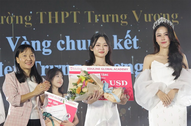 Sở hữu nụ cười ngọt ngào, sinh lớp 12 đăng quang Nét đẹp THPT Trưng Vương- Ảnh 11.