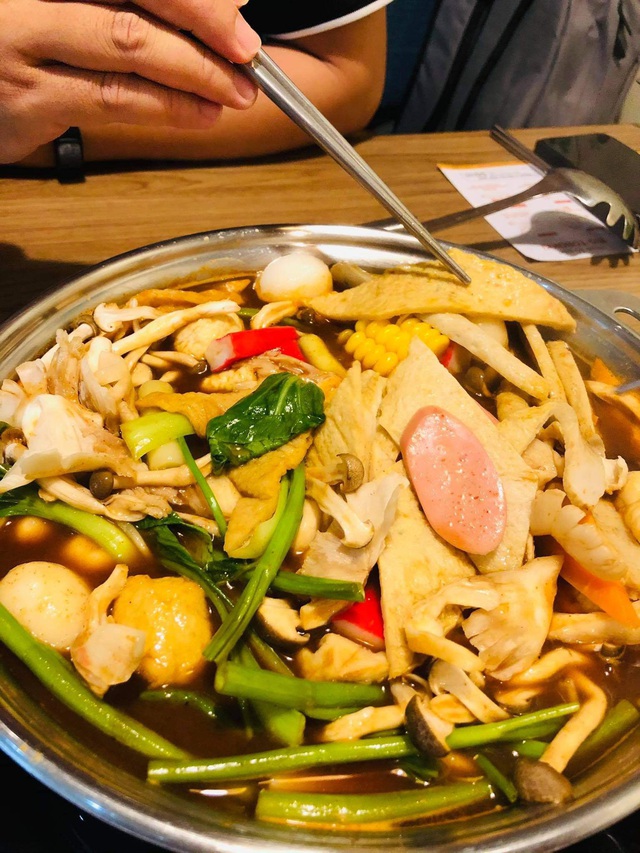 Bệnh tiêu hoá thường gặp ngày Tết- Ảnh 2.