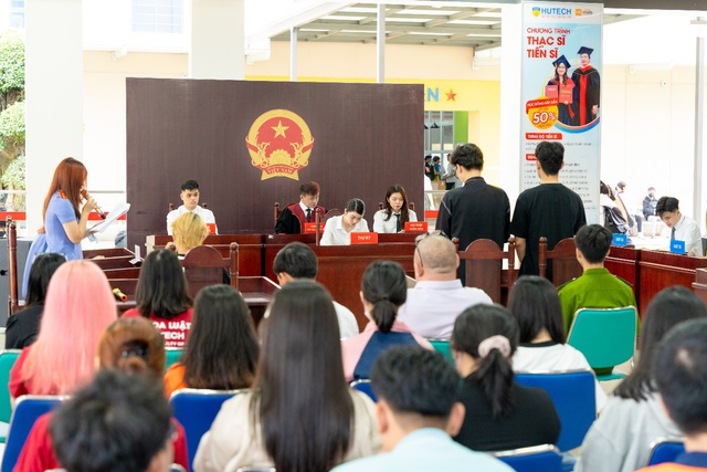 Thực hành phiên tòa giả định - bí quyết tạo nên những cử nhân Luật kinh tế giỏi- Ảnh 2.