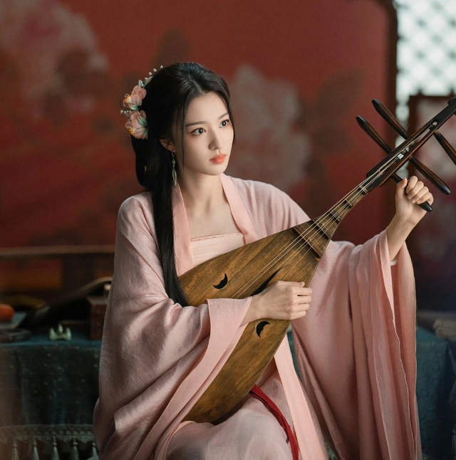 Vương Sở Nhiên nổi bật giữa dàn mỹ nhân trong Khánh dư niên 2- Ảnh 5.