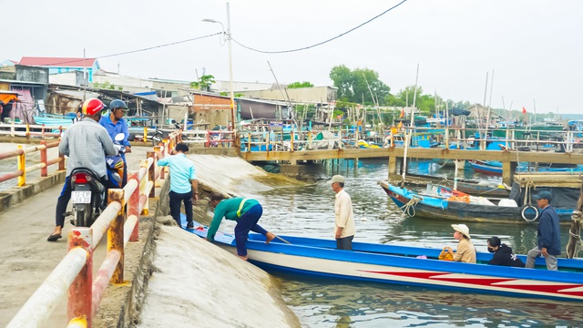 Niềm mong mỏi của học sinh xã đảo Thạnh An, Cần Giờ- Ảnh 1.