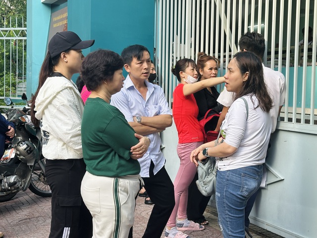 Thi tuyển sinh lớp 10 tại TP.HCM: con luôn có ba mẹ đồng hành- Ảnh 9.