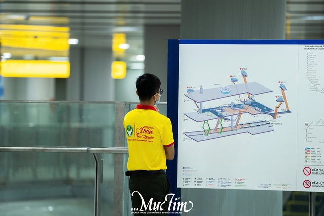 Chuyến metro số 1 cuối cùng năm 2024: Chở niềm vui và sự tự hào- Ảnh 7.