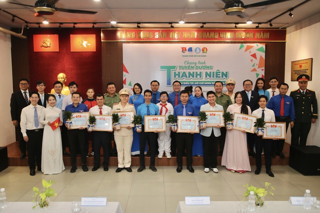 Khoảnh khắc đáng nhớ của 14 Công dân trẻ tiêu biểu TP.HCM- Ảnh 17.