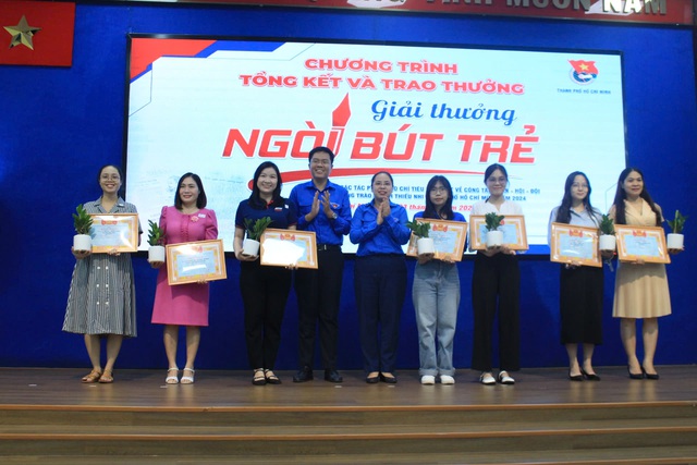 Chuyên trang Mực Tím đoạt 2 giải báo chí Ngòi bút trẻ năm 2024- Ảnh 4.