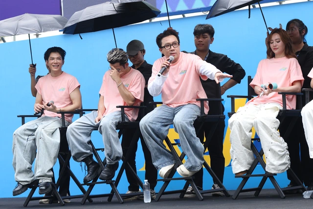 Dàn cast Running Man Vietnam mùa 3 khổ sở vì…xương khớp - Ảnh 2.