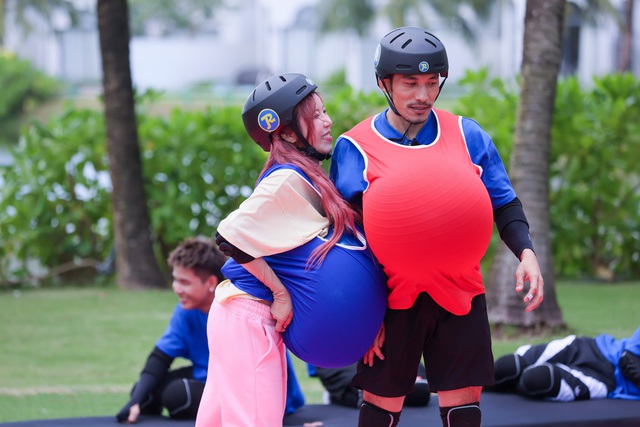 Bị chấn thương, Ninh Dương Lan Ngọc được giao nhiệm vụ mới trong tập 2 Running Man - Ảnh 6.