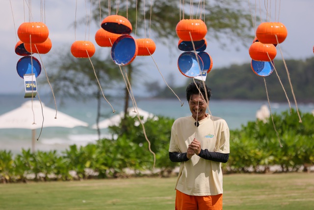 Bị chấn thương, Ninh Dương Lan Ngọc được giao nhiệm vụ mới trong tập 2 Running Man - Ảnh 4.