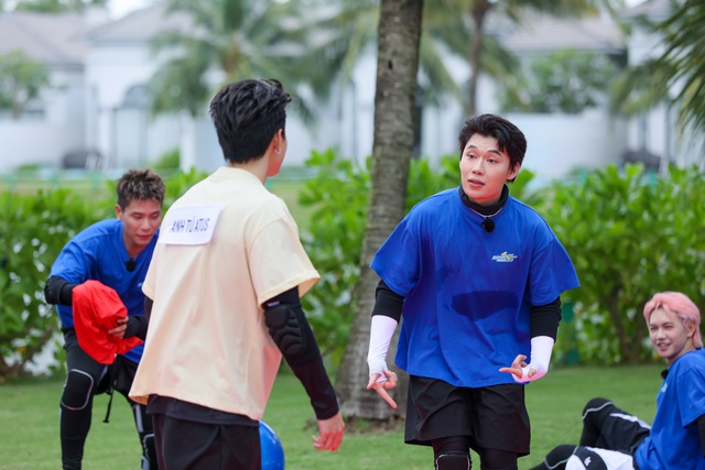 Bị chấn thương, Ninh Dương Lan Ngọc được giao nhiệm vụ mới trong tập 2 Running Man - Ảnh 7.