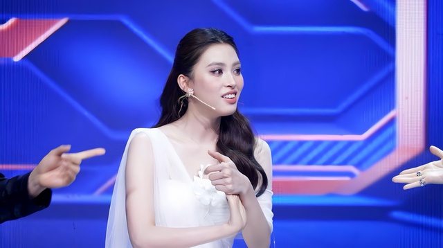 Trấn Thành, Minh Hằng, Văn Mai Hương nổi da gà khi chạm mặt bản sao - Ảnh 5.