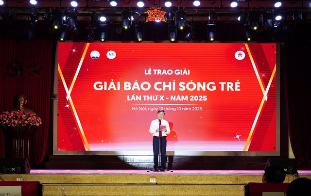 Tân binh báo chí thăng hoa cảm xúc tại đại nhạc hội IJC Festival 2025: Trạng Rạng- Ảnh 3.