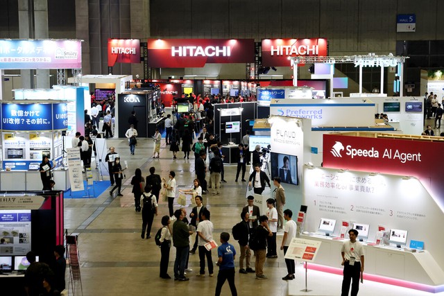 CEATEC digital tech show kicks off near Tokyo- Ảnh 1. CEATEC digital tech show kicks off near Tokyo- Ảnh 1.