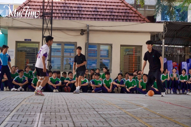 Văn hoá Việt - Hàn hội tụ trong ngày hội giao lưu tại Trường THPT Phan Đăng Lưu- Ảnh 6.