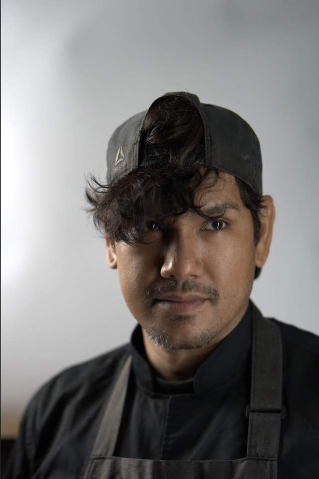 Singaporean chef married to Vietnamese woman finds delicateness, depth in ‘pho’- Ảnh 2. Singaporean chef married to Vietnamese woman finds delicateness, depth in ‘pho’- Ảnh 2.