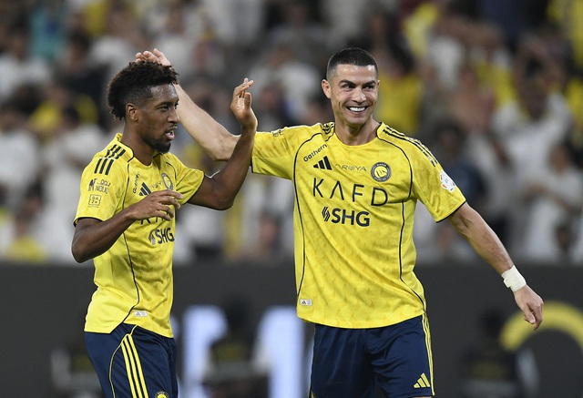 Ronaldo cùng Al Nassr thắng liền 5 trận tại Saudi Pro League - Ảnh 1.