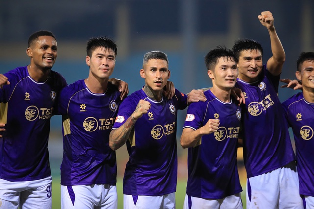 Trực tiếp vòng 7 V-League 1: Hà Nội - Ninh Bình - Ảnh 1.