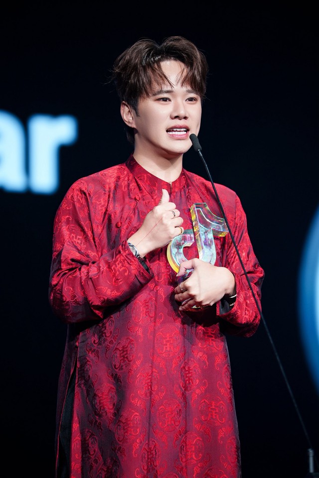 Em xinh Lamoon, Con Cò Đây bất ngờ được vinh danh tại TikTok Awards 2025 - Ảnh 3.
