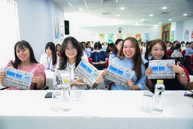 Tuoi Tre welcomes Ho Chi Minh City University of Education students for journalism workshop, newsroom tour- Ảnh 2. Tuoi Tre welcomes Ho Chi Minh City University of Education students for journalism workshop, newsroom tour- Ảnh 2.