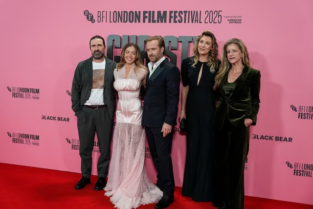 Sydney Sweeney brings boxer Christy Martin's battles to the big screen - Ảnh 2. Sydney Sweeney brings boxer Christy Martin's battles to the big screen - Ảnh 2.