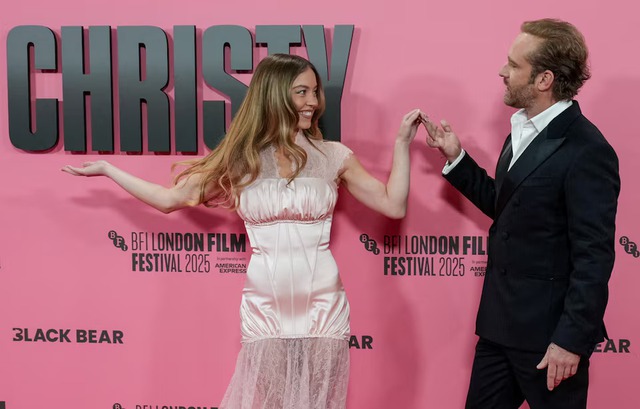 Sydney Sweeney brings boxer Christy Martin's battles to the big screen - Ảnh 3. Sydney Sweeney brings boxer Christy Martin's battles to the big screen - Ảnh 3.