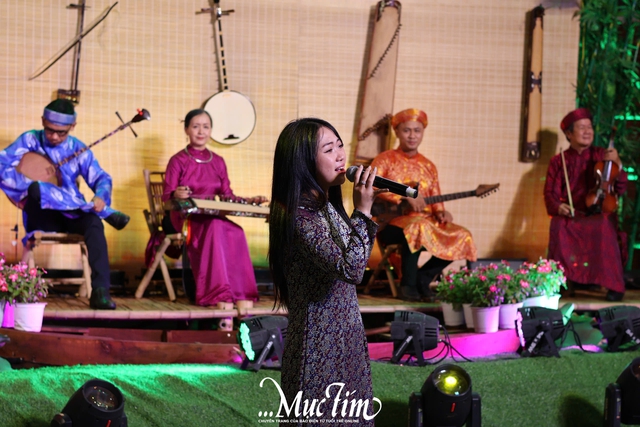 Teen đắm mình trong kịch lịch sử và đờn ca tài tử tại Những ngày văn học - nghệ thuật TP.HCM- Ảnh 12.